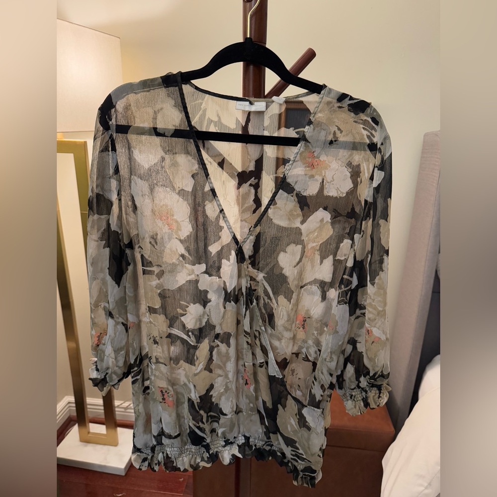 New York and Company Floral Sheer Women's Top